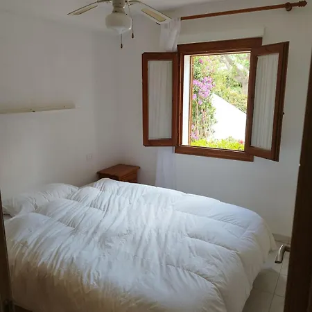 Estudio Parejas Con Piscina En Urbanizacion Tranquila شقة